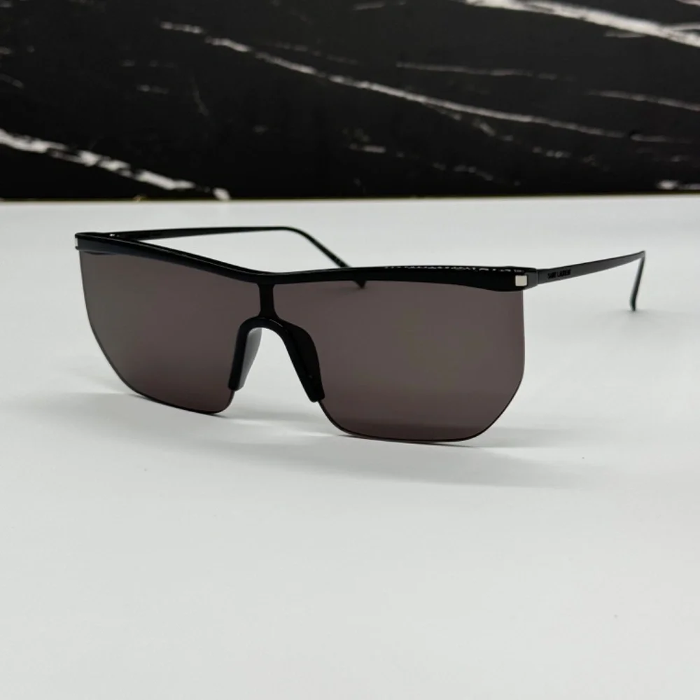 NEW SL 519 MASK 001 SAINT LAURENT BLACK OVERSIZED SL519 001 WOMEN SUNGLASSES - Picture 5 of 11